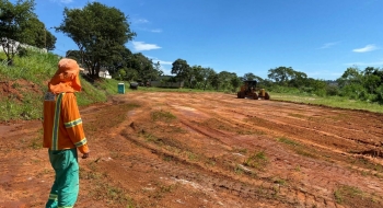 Prefeitura de Goiânia inicia construção de praças no Conjunto Aruanã 3 e Condomínio das Esmeraldas